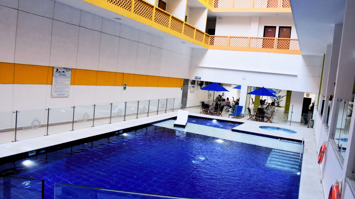 Encontraras nuestra piscina totalmente remodelada y viviras de la mejor experiencia del Hotel Neiva Plaza