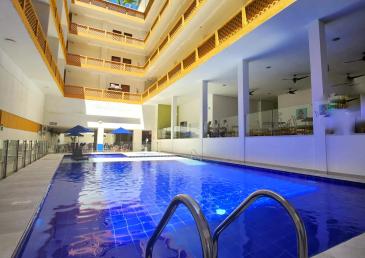 Pool of the Hotel Neiva Plaza